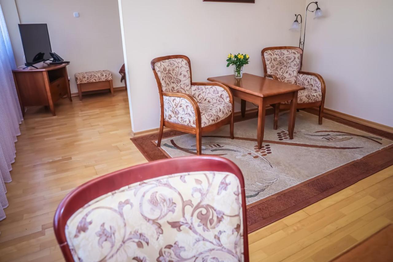 Hotel Uniwersytecki 2*